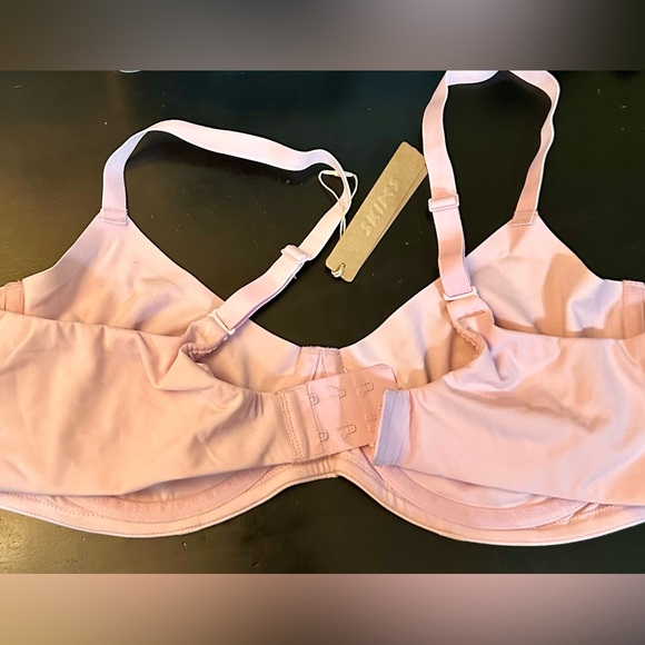 Skims Fits Everybody Unlined Demi Bra Size 42B Cherry Blossom (NWT) - Picture 2 of 3